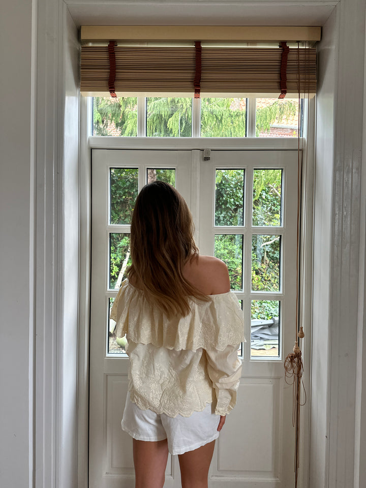 Verträumte Bluse – Cremeweiß