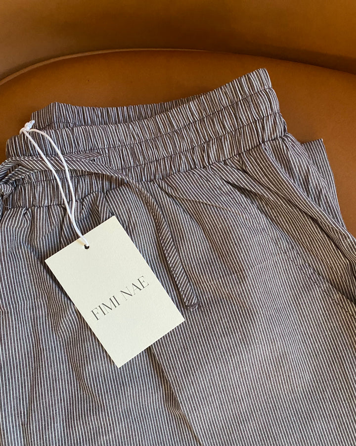 Gestreifte Hose Mokka