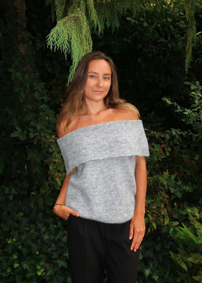 Off shoulder sweater - light grey